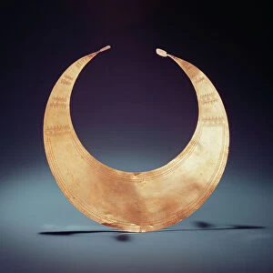 Lunula, Ross, County Westmeath, Early Bronze Age, c. 2000 BC (gold)