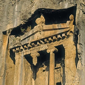 Lycian rock tomb (photo)