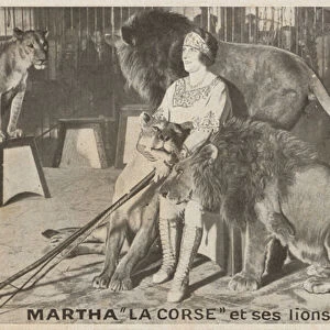 Martha "La Corse"and her lions (b / w photo)