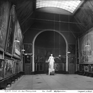 The Melpomene Room of the Ecole Nationale Superieure des Beaux-Arts, 1929 (b / w photo)