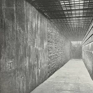 Newgate Prison: The "Graveyard, "looking towards, the Door leading to the Old Bailey (b / w photo)