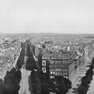 Panorama de Paris, Vu du Haut de L Arc de Triomphe (b / w photo)