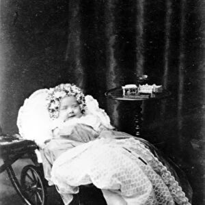 Princess Charlotte of Prussia, 1860 (b / w photo)
