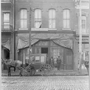 Black and white print of the Union Hotel in Chattanooga, Tennessee