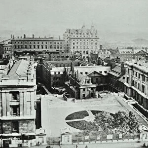 St Thomas Hospital: elevated view of the exterior, 1862 (b / w photo)