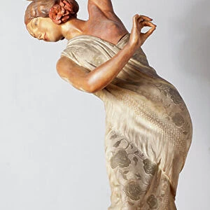 Tango. Marble and polychromed wood. 102x35x33cm. 1912. Museum ref 2805