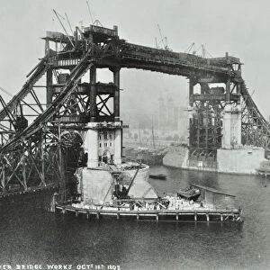 Tower Bridge under construction, 1892 (b / w photo)