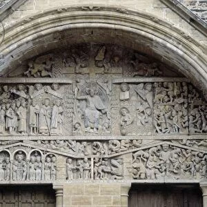 View of the tympanum of last judgment, christ between paradise and hell (sculpture
