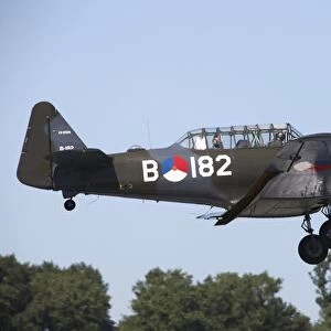 A T-6 Harvard Trainer of the Dutch Air Force historic flight team