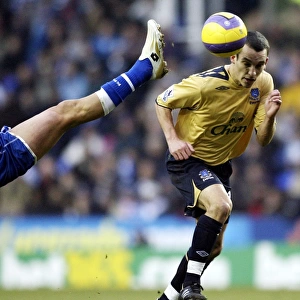 Leon Osman in Action: Reading vs. Everton - A Football Battle