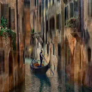 narrow waterways of Venice