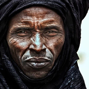Peul tribe man watching the gerewol festival - Niger