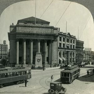 Bank of Montreal and Monument, Corner Main and Portage Sts. Winnipeg, Man. Canada, c1930s