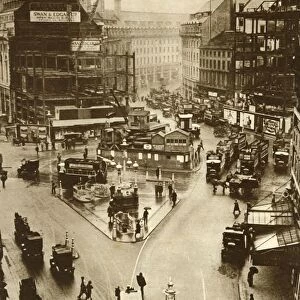 Building work at Piccadilly Circus in London, 1926, (1935). Creator: Unknown