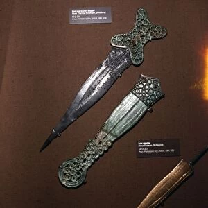 Celtic Dagger and Sheath in Iron and Bronze, c600BC-c550BC