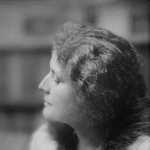 Coates, Dorothy, Miss, portrait photograph, 1916 Jan. 18. Creator: Arnold Genthe