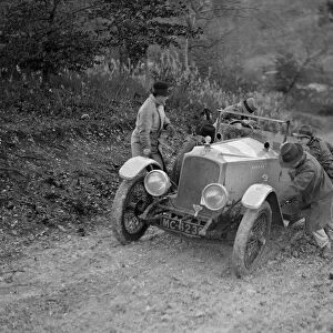 EA Beales Vauxhall 30-98 Velox 4 seater receiving a push during the Inter-Varsity Trial, 1930