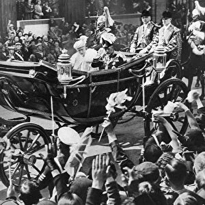 Jubilee cheer for the king and queen, 1935