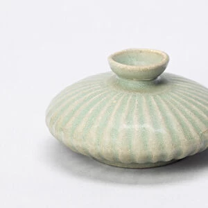 Lobed Oil Bottle, South Korea, Goryeo dynasty (918-1392), early / mid 12th century