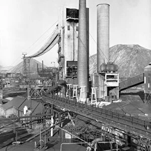 Mitchell Main coal preparation plant, Wombwell, South Yorkshire, 1956