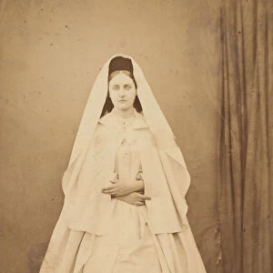Nonne blanche (en pied), 1860s. Creator: Pierre-Louis Pierson