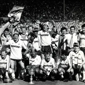 Luton Town players celebrate 1988 Littlewoods Cup win print Luton Town players celebrate 1988 Littlewoods Cup win print