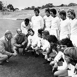 Peter Taylor talks to the Brighton & Hove Albion team on the Goldstone Ground pitch 1974