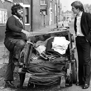 Steve Daley of Man City chatting with Longsight rag and bone man Albert Scott