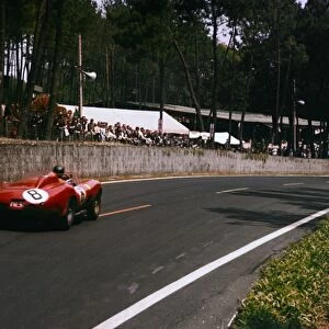 1957 Le Mans 24 hours: Stuart Lewis-Evans / Martino Severi 5th position, action