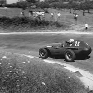 1957 Pescara Grand Prix - Stirling Moss: Stirling Moss 1st position, action
