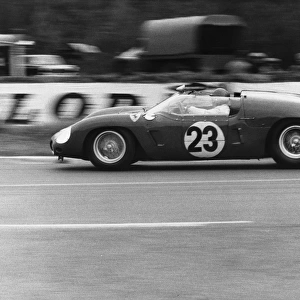 1961 Le Mans 24 hours: Wolfgang von Trips / Richie Ginther, retired, action