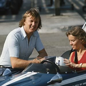 1976 United States Grand Prix West - Ronnie Peterson: Ronnie Peterson, retired, with wife Barbro, portrait