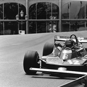 1979 Monaco Grand Prix: Gilles Villeneuve retired, close to the barrier, action