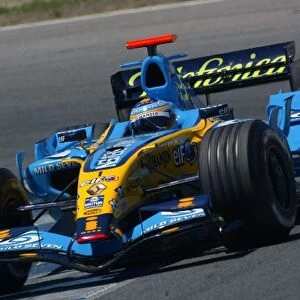 Formula One Testing: Fernando Alonso Renault R26