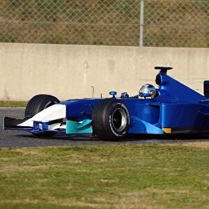 Formula One Testing: Nick Heidfeld makes his first test in the, unbranded, Sauber Petronas C22