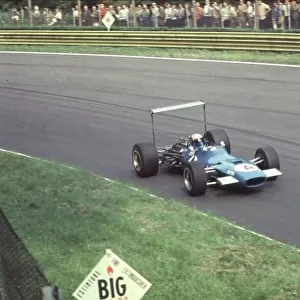Jackie Stewart, Matra MS10 (retired) Italian Grand Prix, Monza 8th September 1968 Rd 9 World LAT Photographic Tel: +44 (0) 181 251 3000 Fax: +44 (0) 181 251 3001 Ref: 68 ITA 012