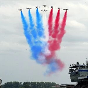 Le Mans 24 Hours: The french air force display before the start