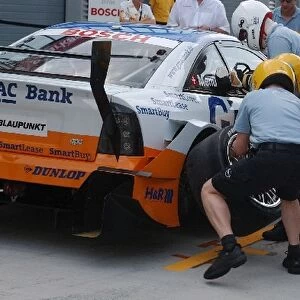Pitstop practice by the OPC Holzer Team. DTM Championship, Rd 4, Lausitzring, Germany