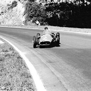 Rouen-les-Essarts, France. 7th July 1957: Juan Manuel Fangio, 1st position