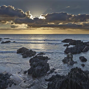 An Atlantic sunset, seen from the north coast of Devon; Southwest England, Great Britain, United Kingdom