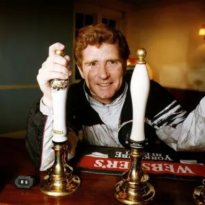 1966 World Cup Player Alan Ball behind the pumps in his new pub April 1991