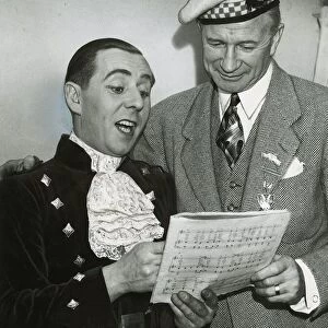 Alex Findlay comedian December 1948 Starring in Puss