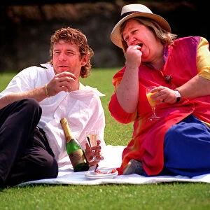 Andy Goram Clarissa Dickson Wright enjoying champagne picnic August 1999 watching