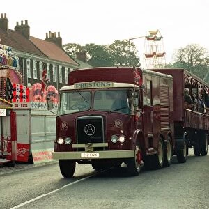 The annual Riding the Fair procession sets off from Yarm Town Hall. 23rd October 1993