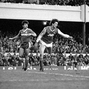 Arsenal 3 v. Luton 0. Division One Football. December 1986 LF21-22-046