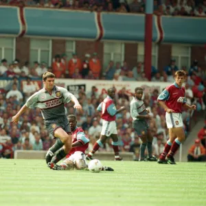 Aston Villa 3 -1 Manchester United Premiership match held at Villa Park. Roy Keane