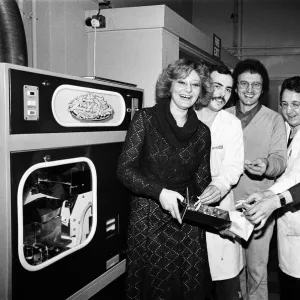 The automatic Hot Chip Dispenser has arrived and is serving up chips fast in the pubs