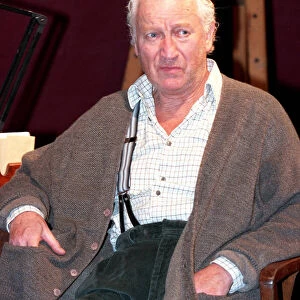 BARRY FOSTER IN PLAY THE GIGLI CONCERT AT THE ALMEIDA THEATRE 03 / 01 / 1992