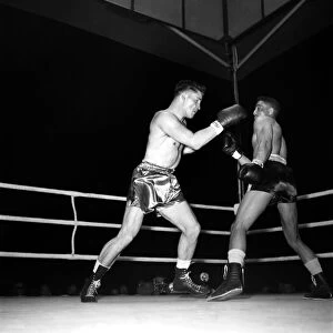 Boxing. Ralph Turpin v. Don Cockell. June 1952 C2915-006