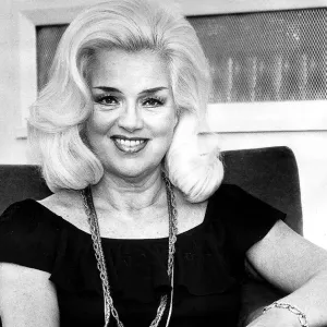 Diana Dors Actress - April 1984 dbase